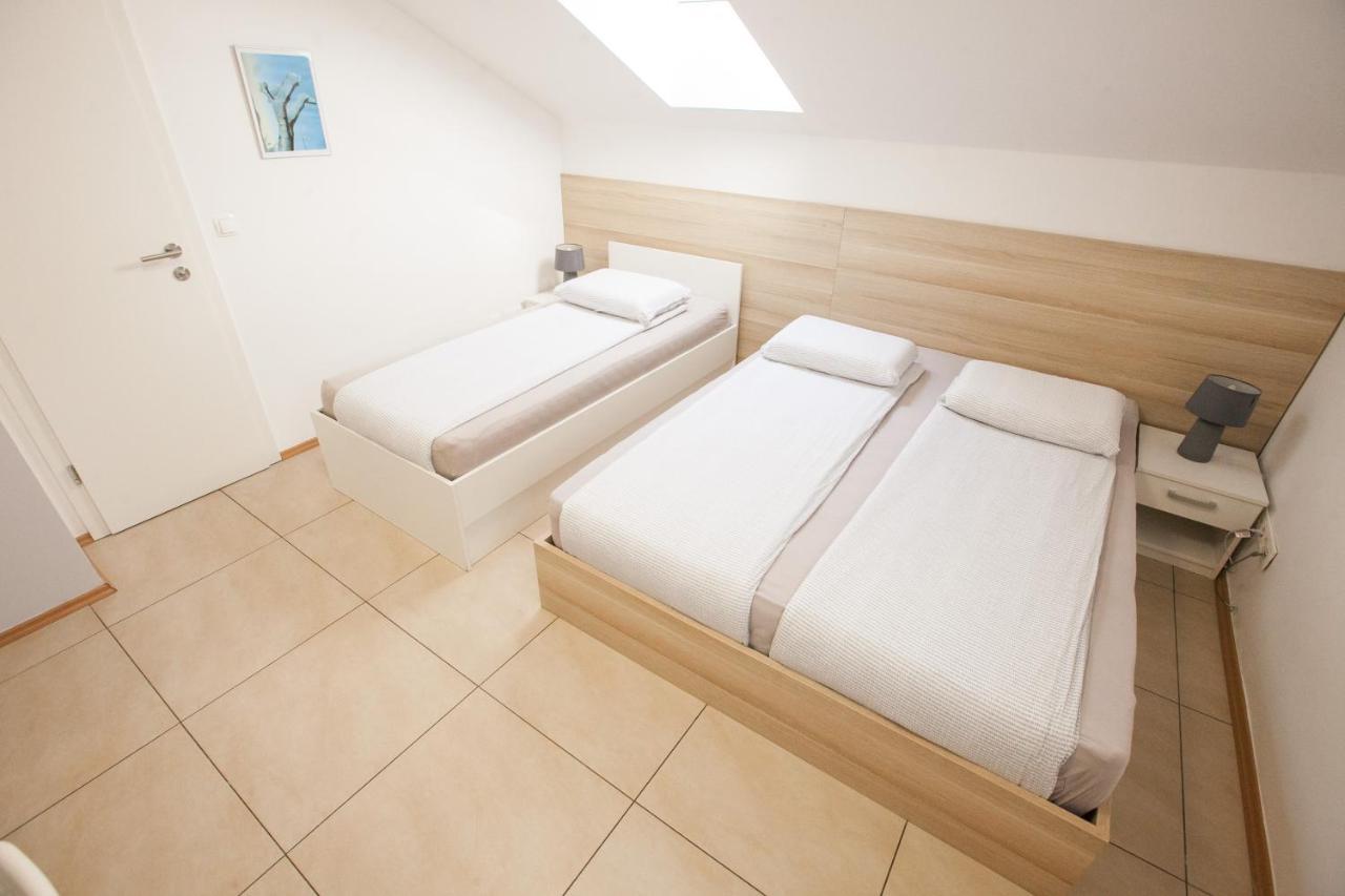 Rooms Klik Postojna Exterior photo